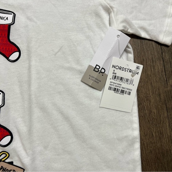 NWT BP. Friends Christmas Tree Holidays T- Shirt P.Js Short Sleeves Top Ugly S - Picture 5 of 9